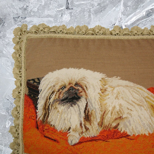 Handmade Wool Needlepoint Pillow Cover - Decorative Throw Cushion Cover - Vintage Floral Embroidery Design  Pekiness in the carol rug with nature tassel