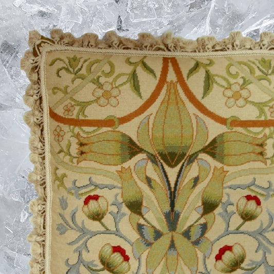 Handmade Wool Needlepoint Pillow Cover - Decorative Throw Cushion Cover - Vintage Floral Embroidery Design All  William Morrios bage Old Roses