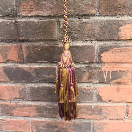 1 Pack Decorative Tassel 9 x 2 E96145