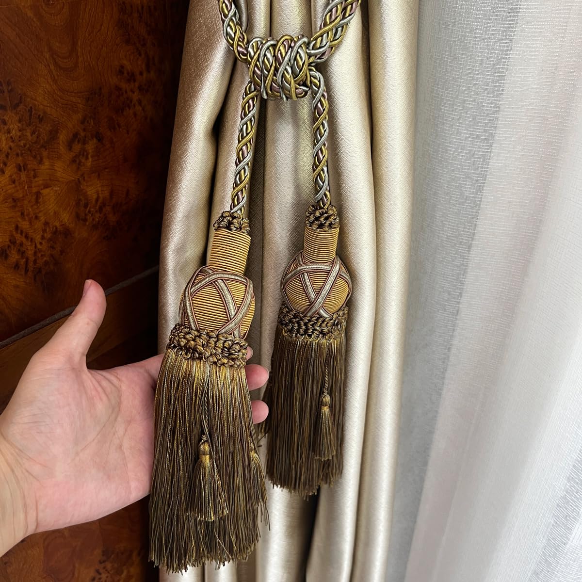 Curtain Tie Backs & Tassels