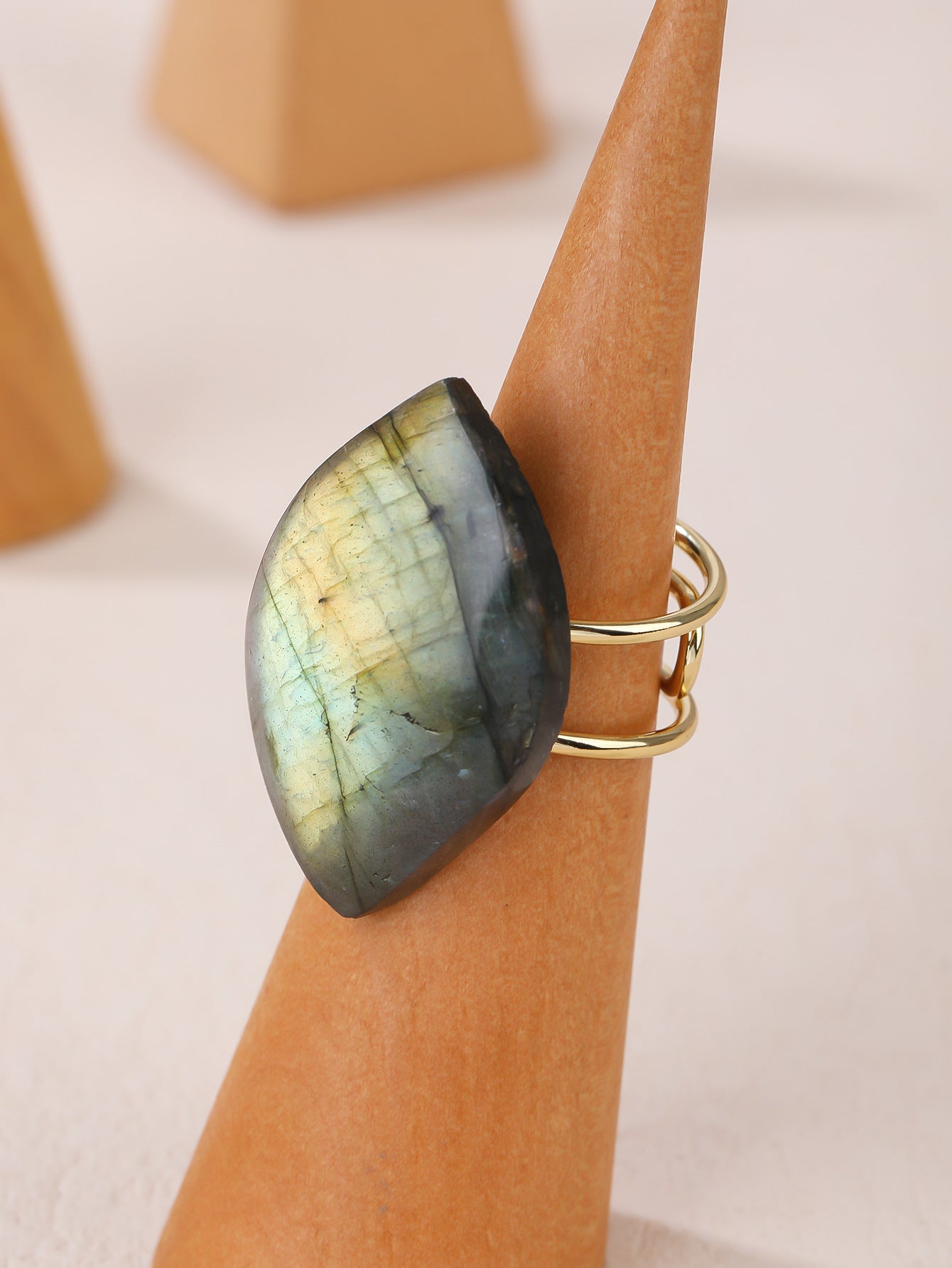 Natural Glitter Labradorite Amorphous Broken Ring Gold Adjustable Fashion Personalized Ring