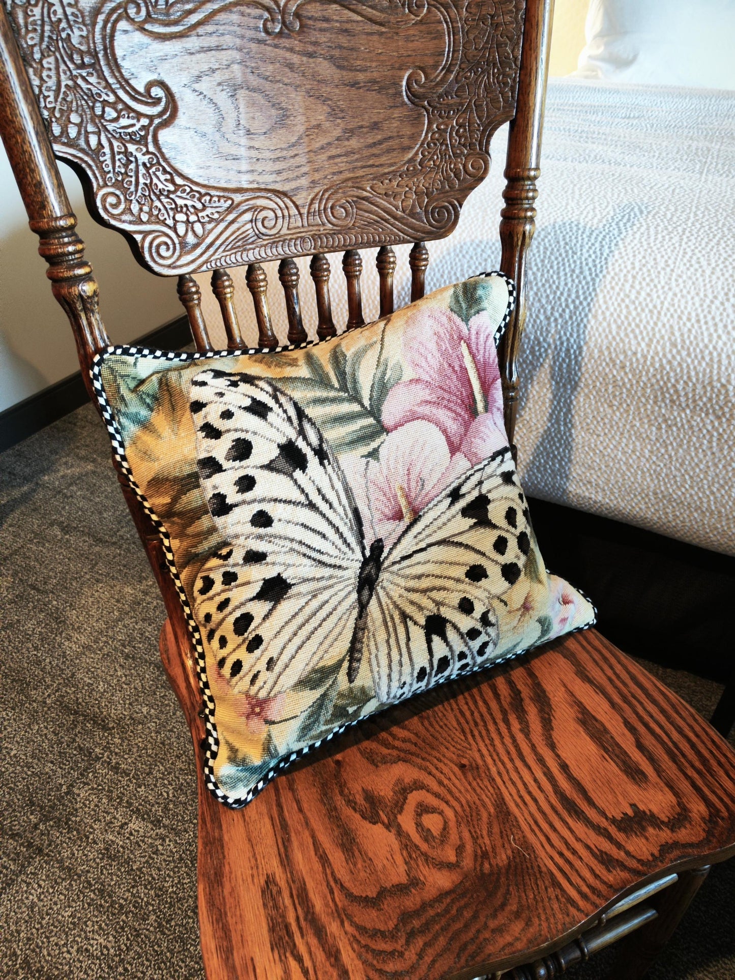 Handmade Wool Needlepoint Pillow Cover - Decorative Throw Cushion Cover - Vintage Floral Embroidery Design - 16x16  Pillow Cover