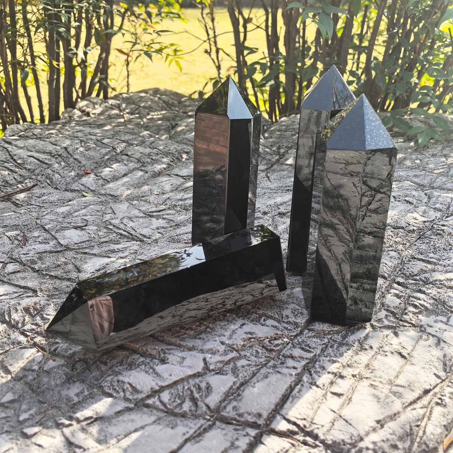 Obsidian Crystal Tower – 15cm Black Obsidian Point, 550g Polished Obelisk for Protection & Grounding, Healing Stone for Home Decor